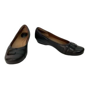 Clark’s Artisan‎ Black Leather Slip on Shoes - Women's Size 7.5
